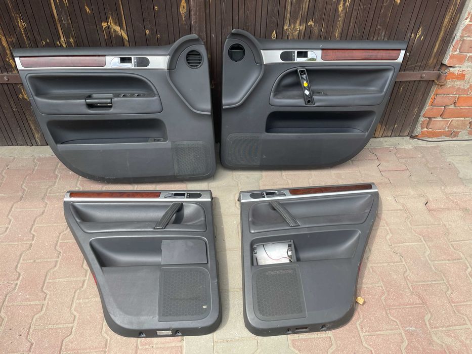 Fotele Volkswagen Touareg 7L skóra boczki kanapa