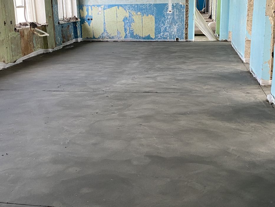 Стяжка пола, полусухая