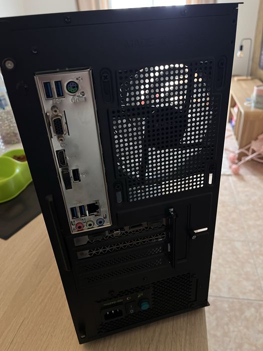 Pc Gaming ( Rtx 4060 8GB + Ryzen 7 + Samsung Odyssey g5 Curvo)