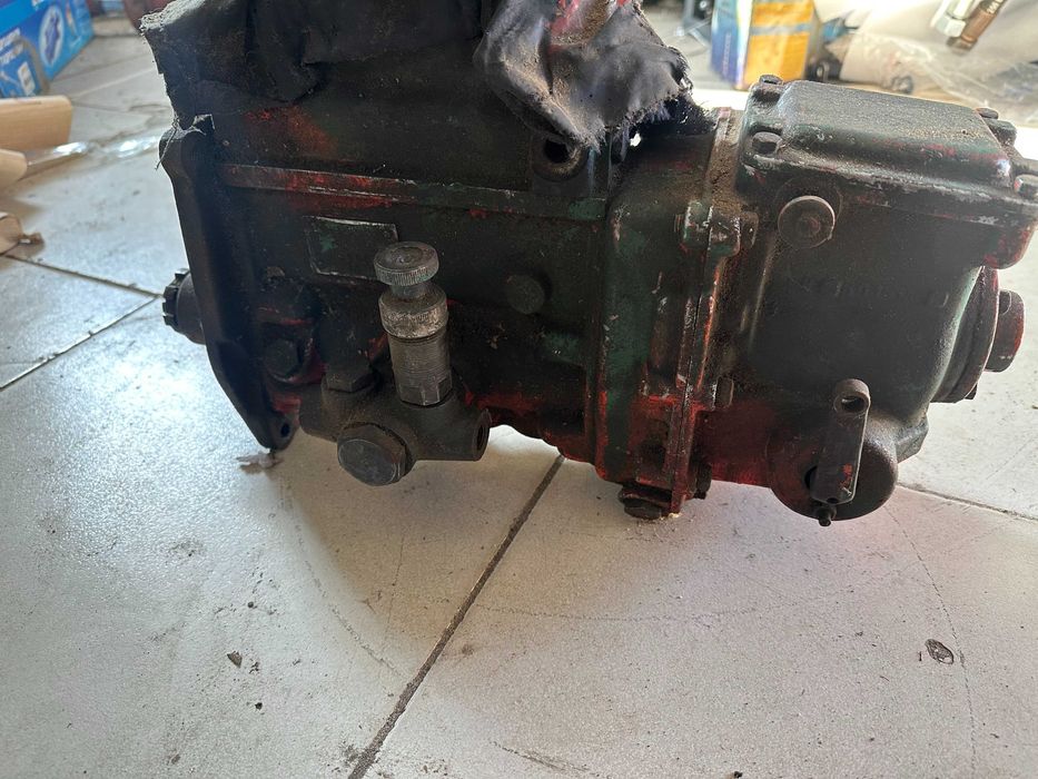 Насос топливный СМД 18--22