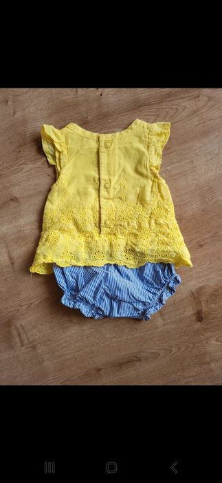 Żółte body na dziewczynkę
