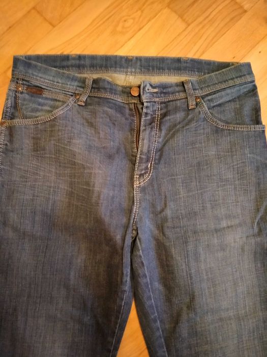 Jeansy męskie oryginalne firmy Wrangler, ALASKA, niebieskie, Stan BDB
