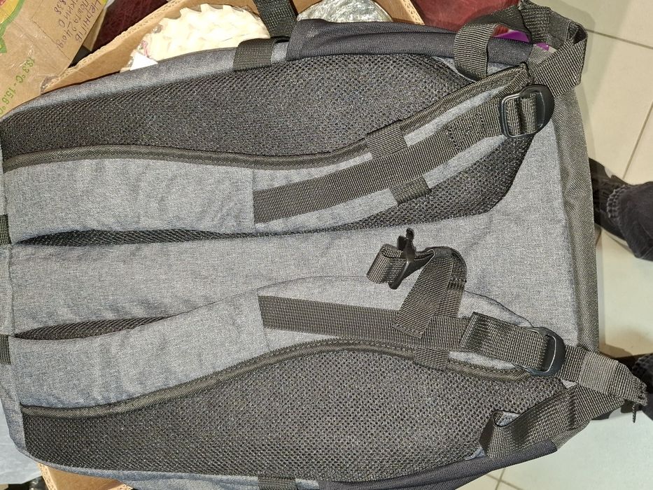 Рюкзак Essential 33 л темно-сірий