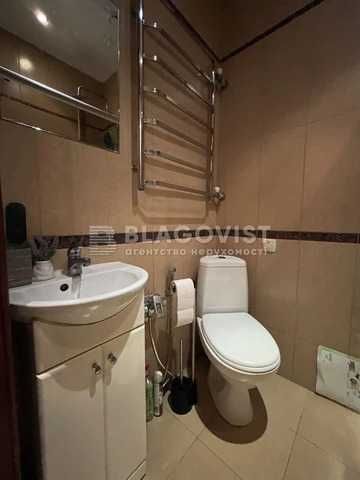 Продаж 3-к. з ремонтом 110м2, метро Печерська, вул. Коновальця_32_ЖК Митець