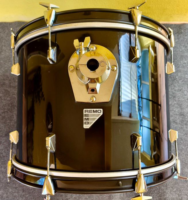 Bombo Remo Quadura 22x16