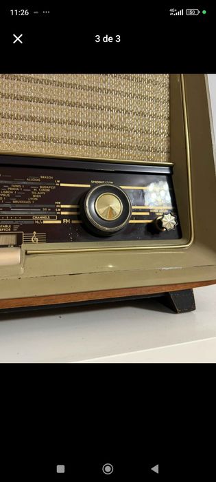 Rádio antigo a funcionar