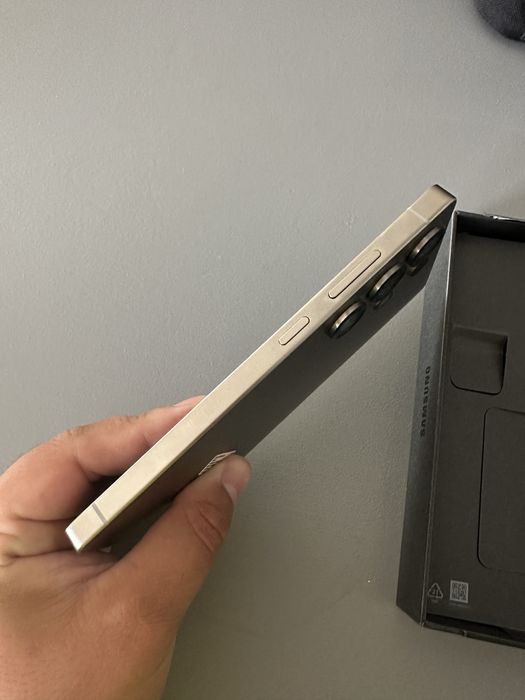 Samsung Galaxy S25 Ultra bloqueado