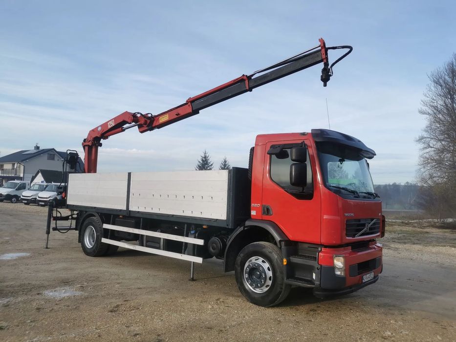 Volvo FE 320 żuraw HDS HMF 1250K2 rotator 4 podpory koła 315/80R22,5  FE 320 żuraw HDS HMF 1250K2 rotator 4 podpory koła 315/80R22,5 rotor