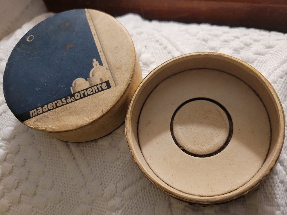 Cx Pó de Arroz, com mais de 60 anos