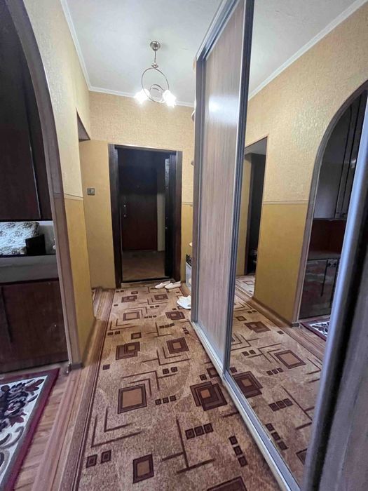 Продается 3 комнатная квартира на Химике