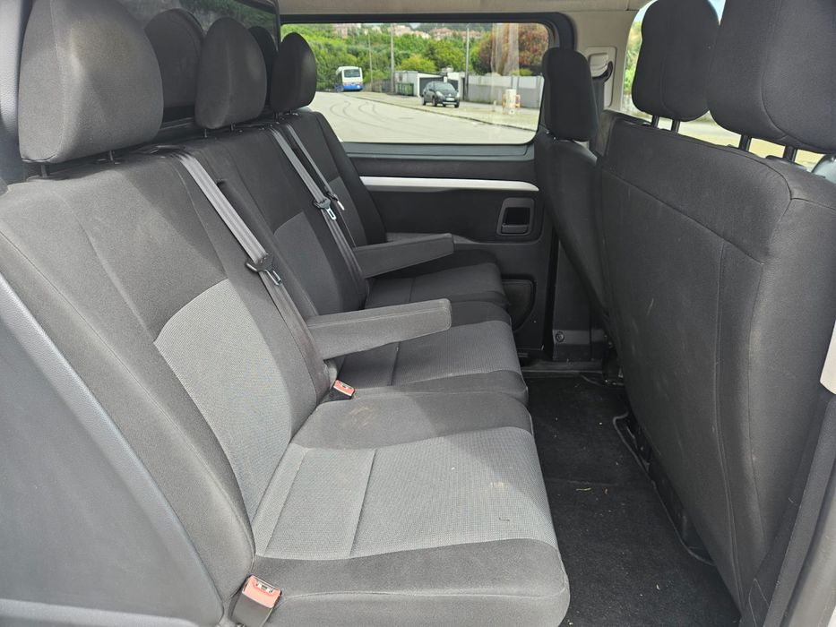 Peugeot e-Expert 75kWh Long 6 Lugares