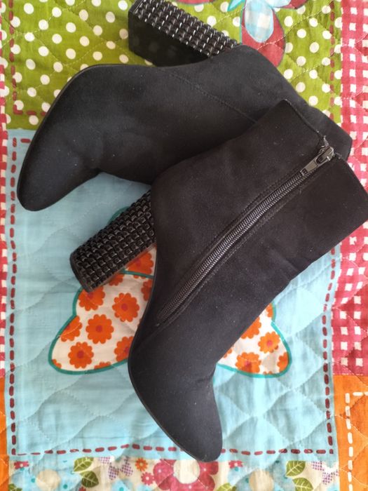 Botas de salto alto pretas