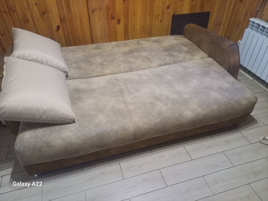 Продам диван еврокнижка