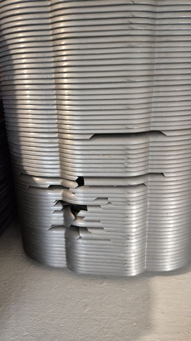 Пластиковые подносы , и поддоны