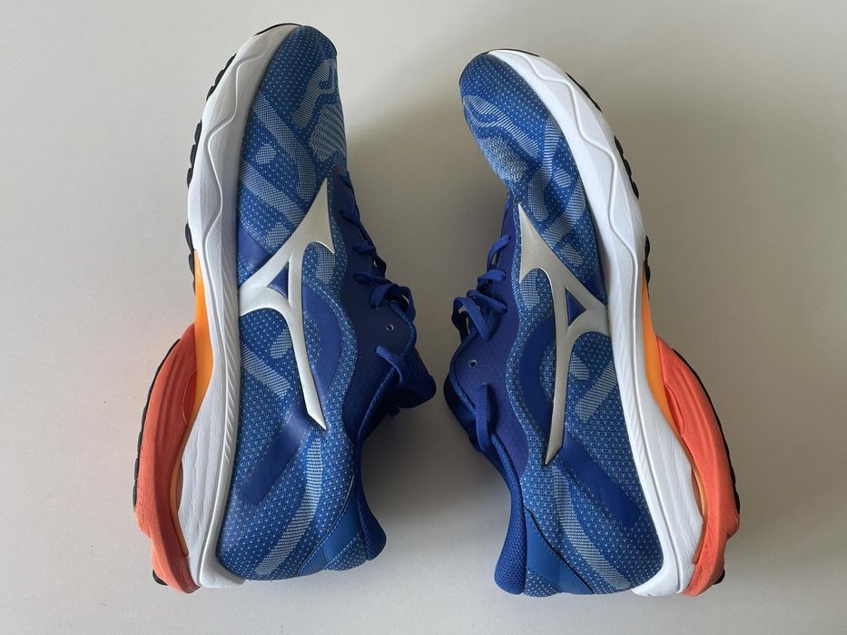 Mizuno Wave Ultima бігові 50р/32.5 уст кросівки оригінал ідеал