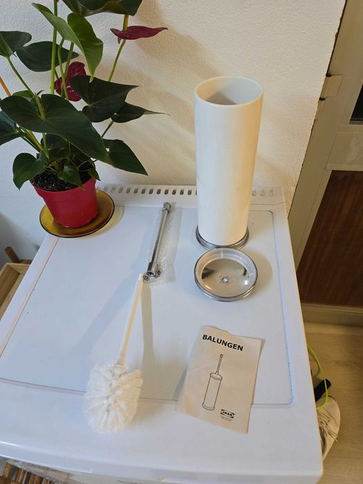 Escova Sanitária com Suporte (Branco/Inox) - IKEA BALUNGEN
