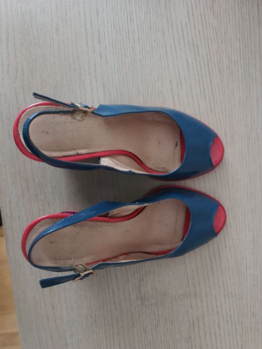 Włoskie skórzane buty 36