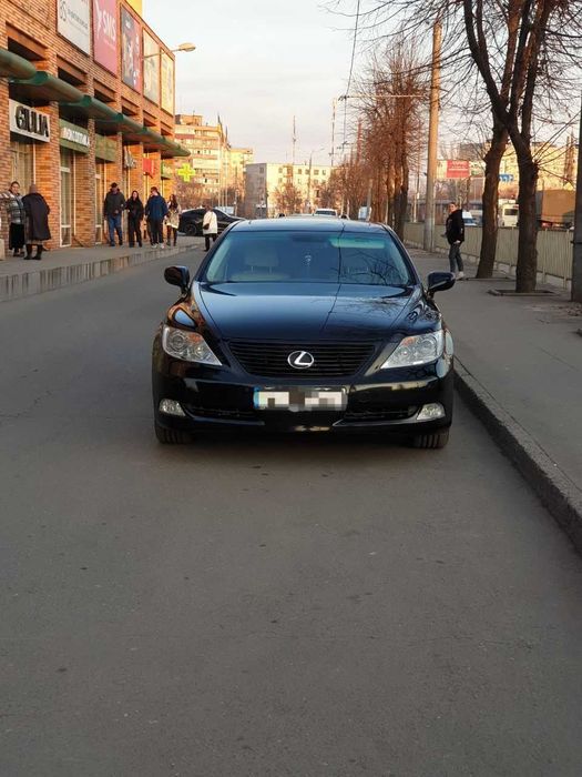 Lexus LS 460L 105тис км родного пробега
