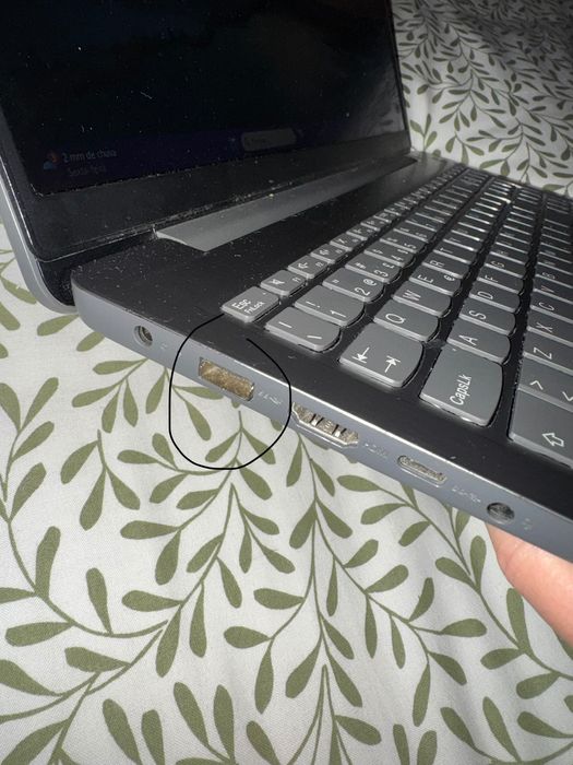 Portátil Lenovo IdeaPad 3