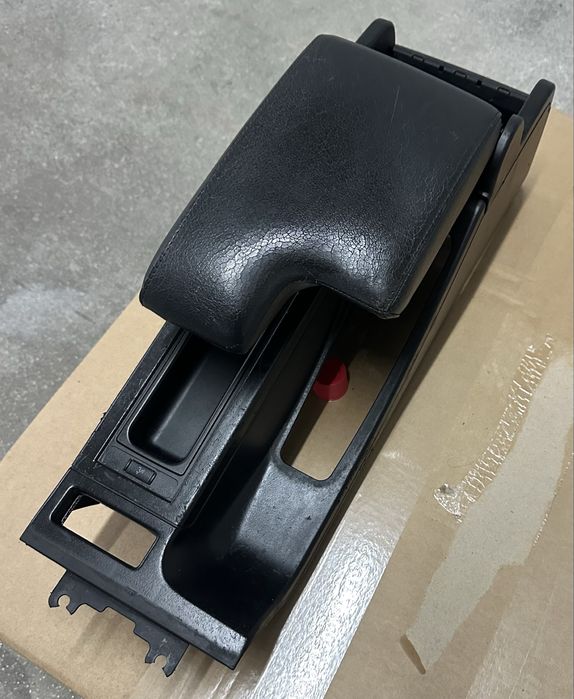 Apoio de braço + consola central Bmw E46 Série 3 Sedan, E46 Touring, E46 Compact de 1998 a 2005