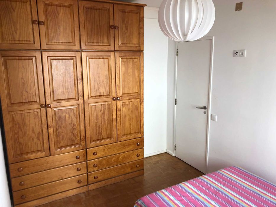 Quarto individual/duplo/partilhado em Santo António Cavaleiros