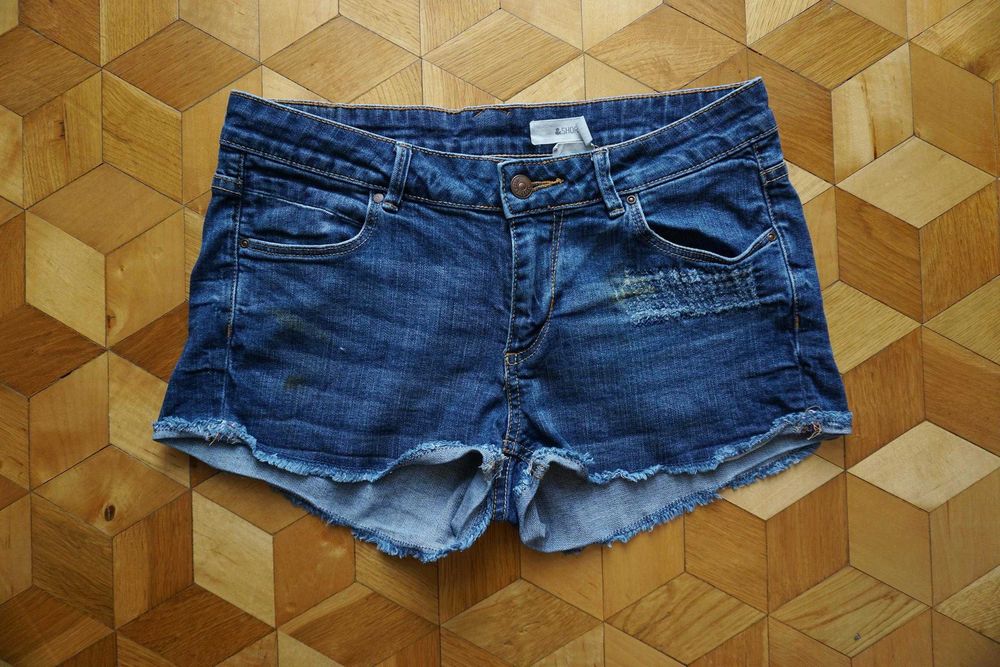 Spodenki shorty szorty jeansowe M 38 dżinsowe krótkie postrzępione