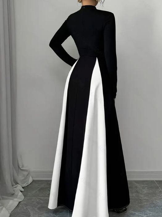 Елегантна жіноча сукня  розмір s