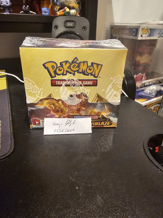Darkness Ablaze Booster Box