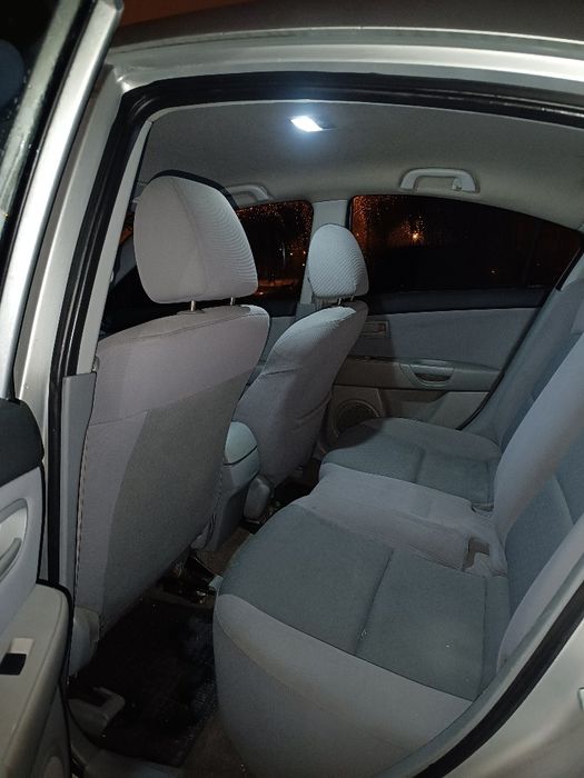 Мазда 3 2004 г  продаж