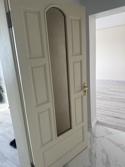 Двері  міжкімнатні б у