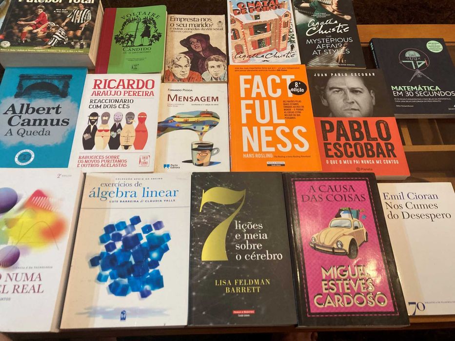 Ciências humanas e sociais, Policial, humor