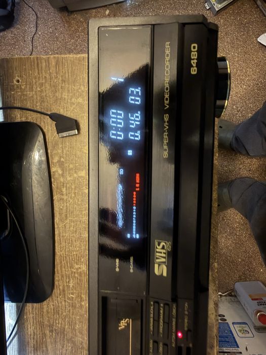 Magnetowid  SUPER  VHS   Hi Fi.   SABA   6480