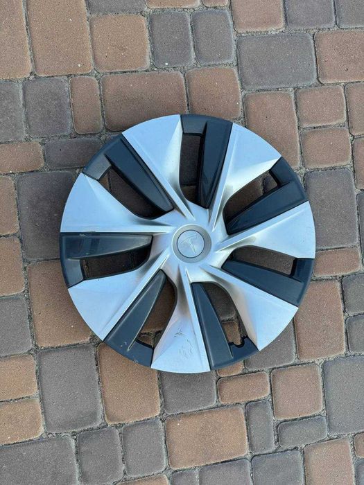 Ковпаки Tesla Model Y R19 оригінал