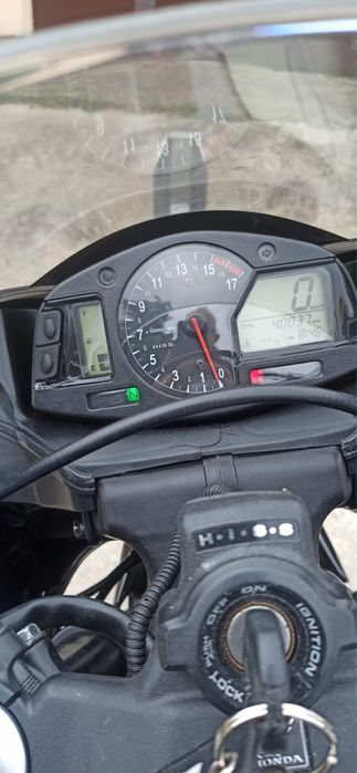 Honda CBR 600RR PC40