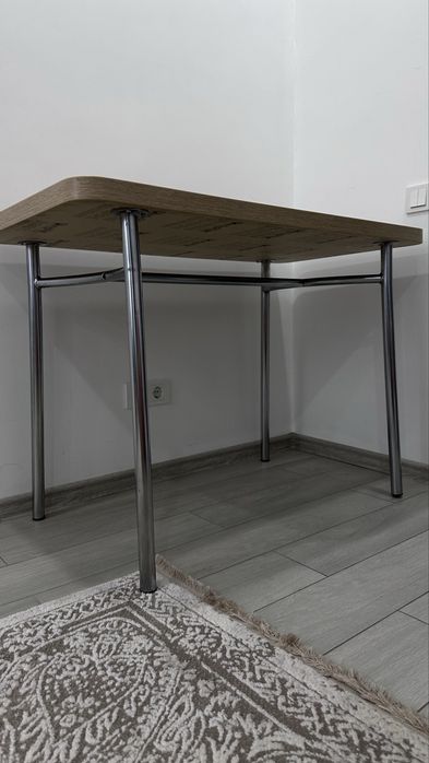 Кухонний обідній  стіл дуб сонома