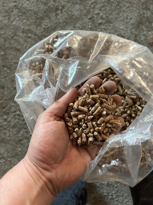 Pellet sosnowo debowy A1