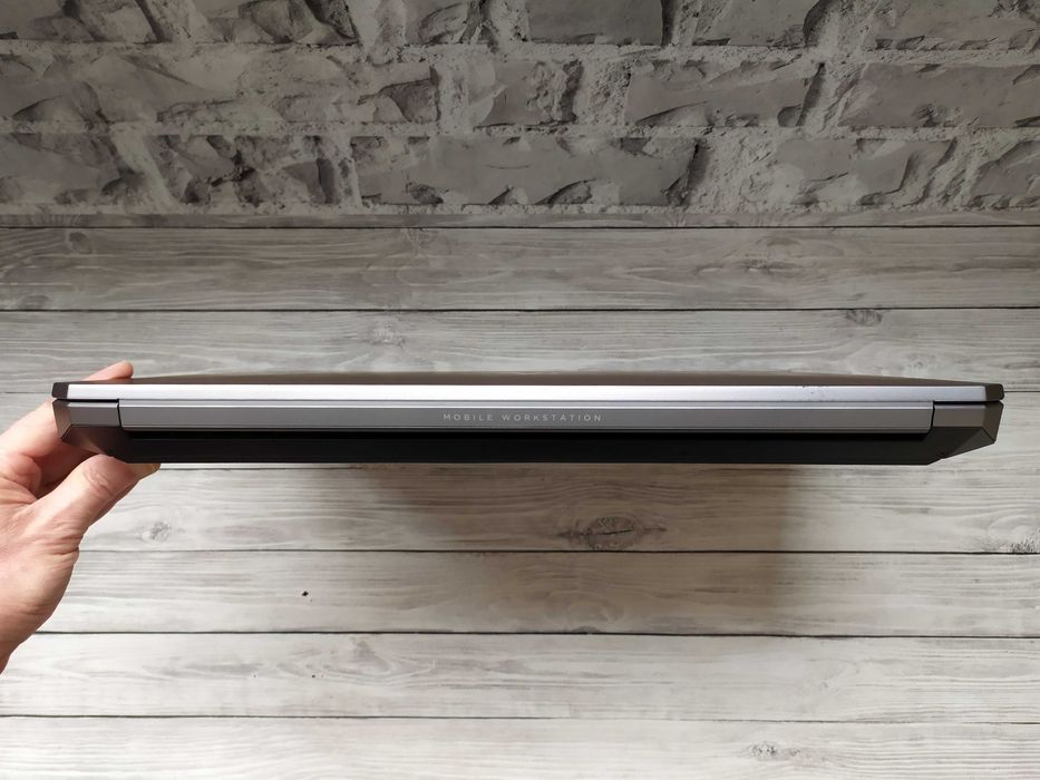 HP ZBook 17 G6 i7-9750H/16GB/512GB/NVIDIA T1000 4GB