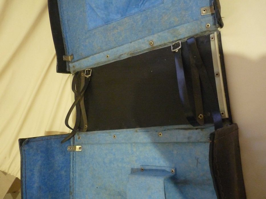 40.walizka do maszyny krawieckiej