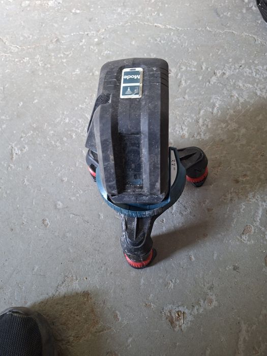 Laser bosch professional GLL3-50 wyglada jak nowy