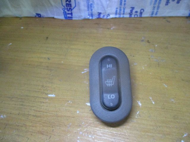 Botão / interruptor aquecimento de bancos CHRYSLER PT Cruiser (PT_)