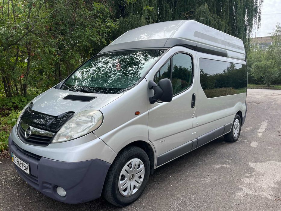 Оpel Vivaro Extra Long  Пасажир 9 місць В рідній фарбі!