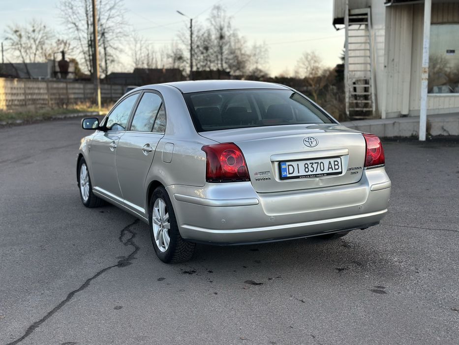 Тойота Авенсіс 2.0 дизель д4д