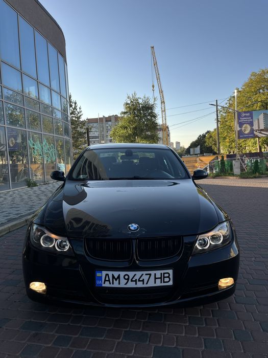 BMW E90,  2.0 D !