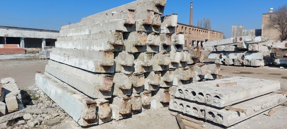 Ригеля 5.75 в наличии 100 шт.