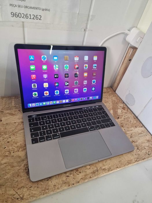 MacBook Pro TOUCH BAR 2016, i7 com 16GB com varios programas