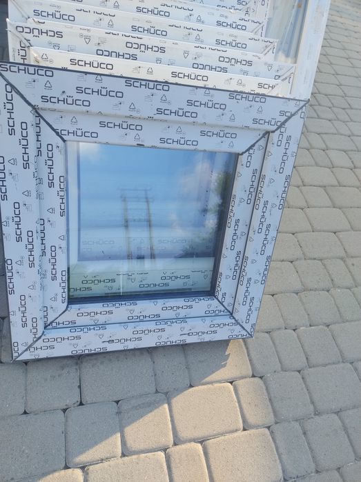 Sprzedam okno używane z Niemiec 60wys60szer antracyt uchylne