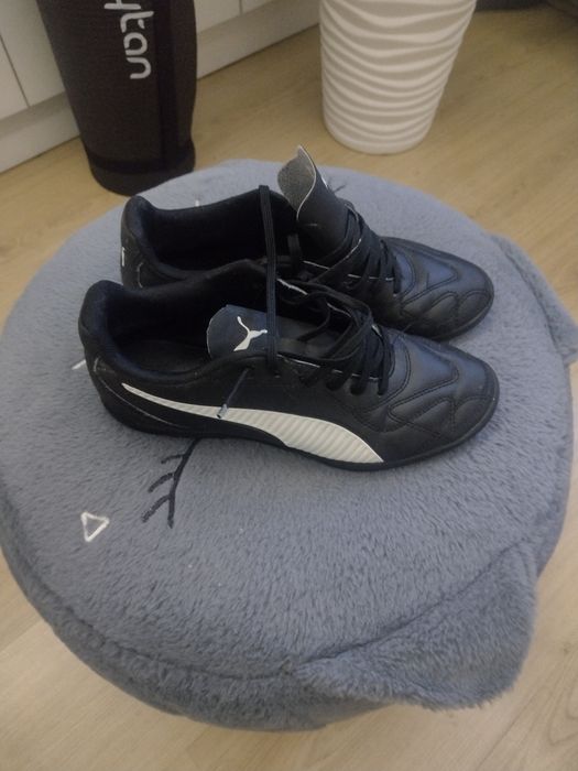Buty Puma piłkarskie