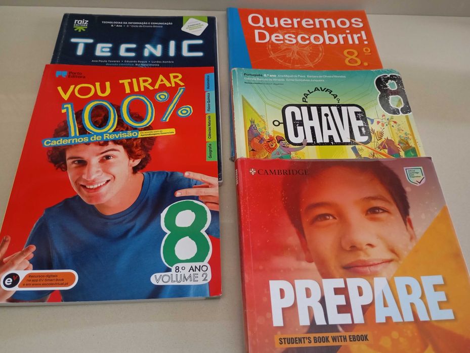 Manuais escolares