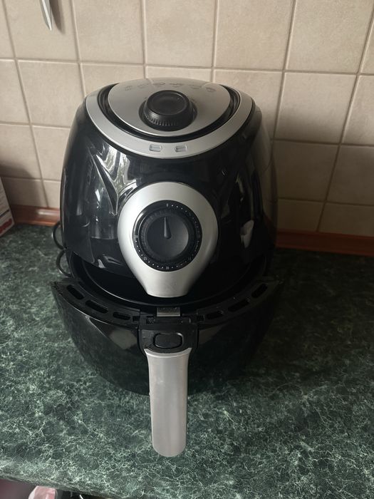 Frytkownica beztłuszczowa StarQ 1500w 2,2l