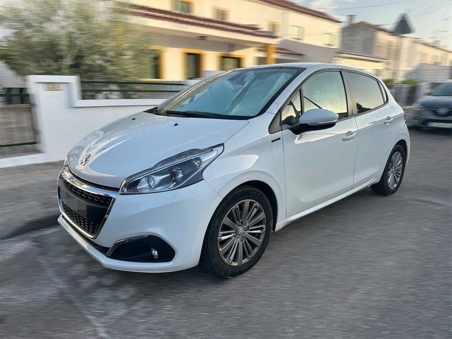 Peugeot 208 1.2 PureTech • 82cv • Nacional • Histórico completo